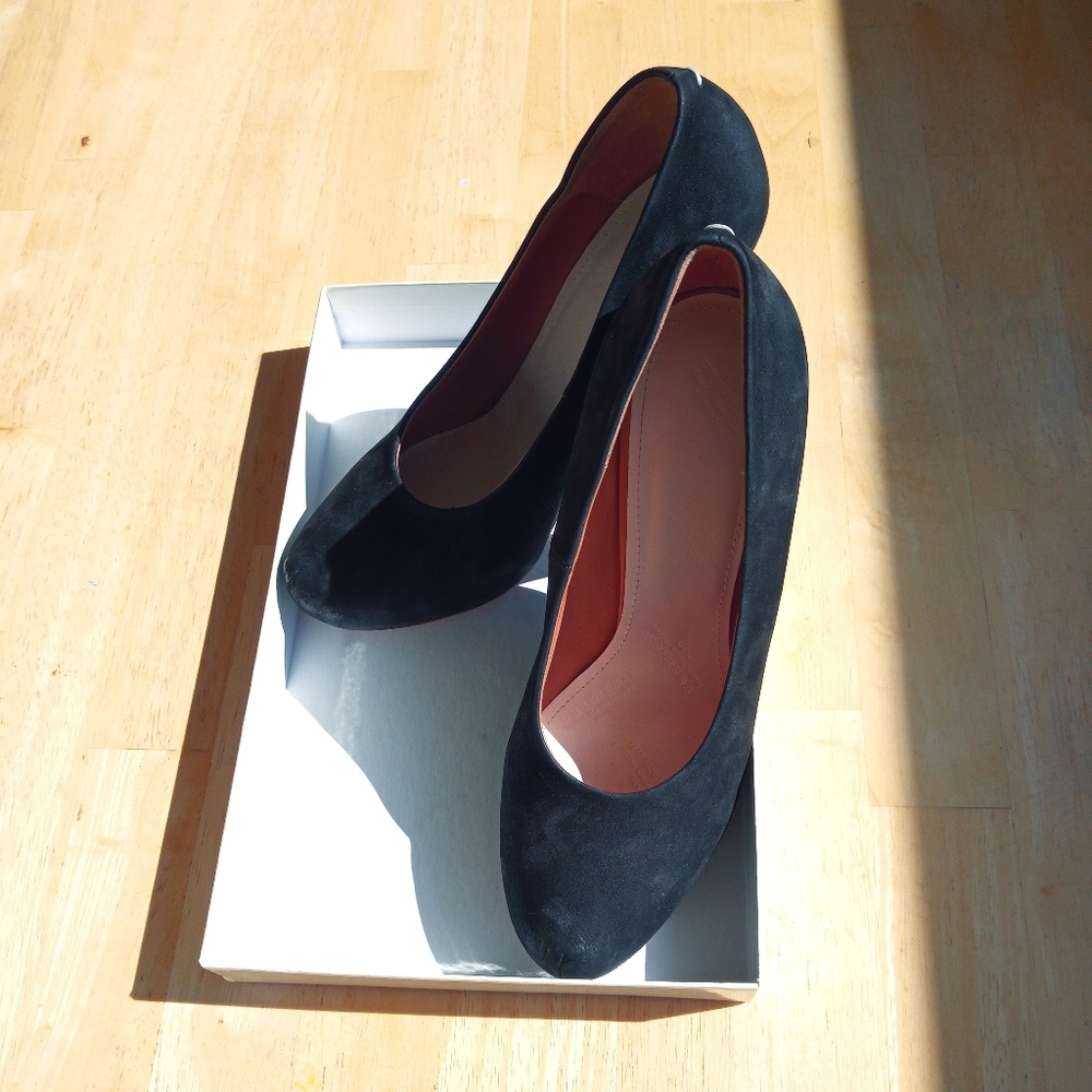 Rare Margiela Belly Heels, 38.5, Black Suede - Picture 4 of 8